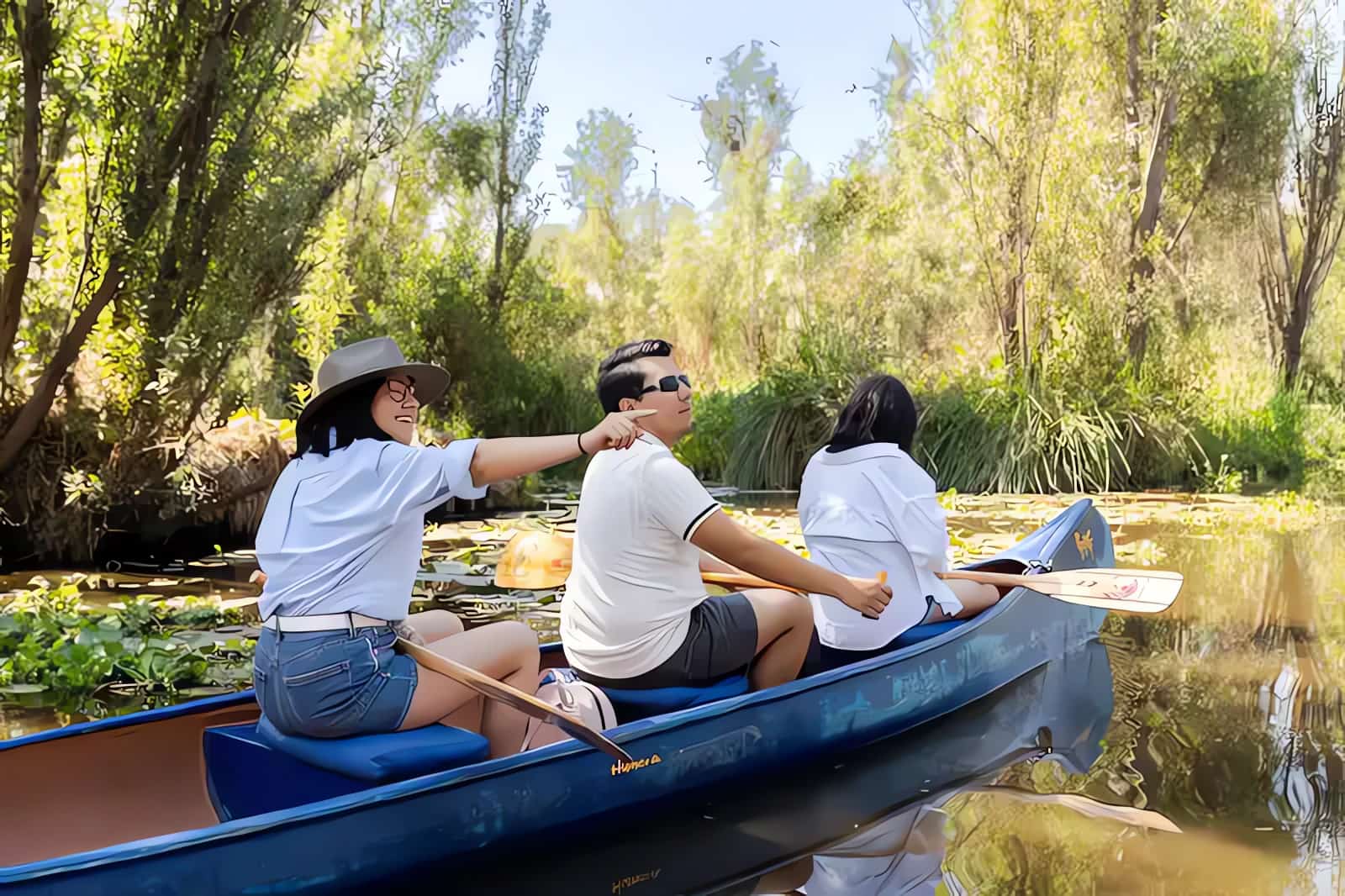 Tour Ecológico de Xochimilco: Ajolotes y Chinampas en Canoa
