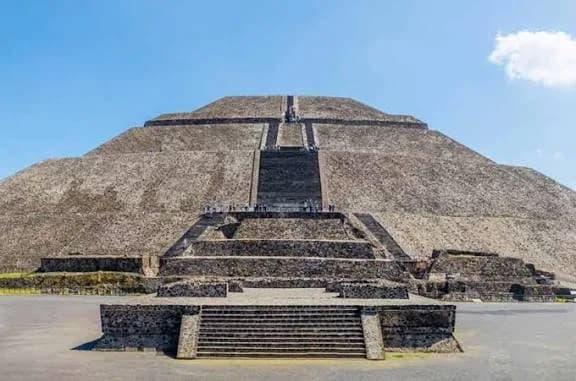 Tour a las Pirámides de Teotihuacán desde la CDMX